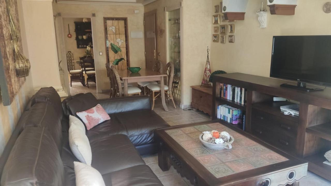 Apartamento En Τορρεμολίνος Εξωτερικό φωτογραφία